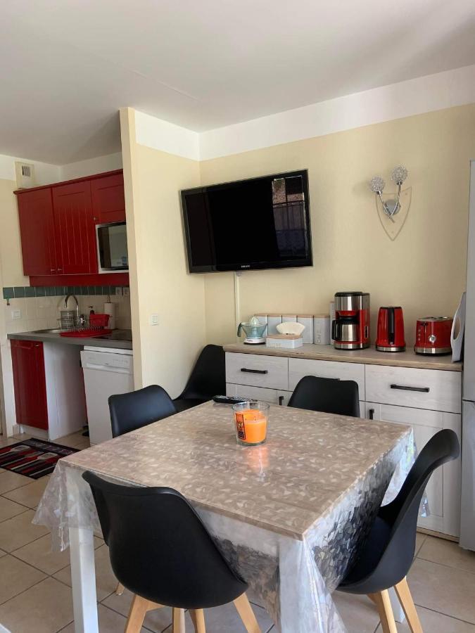 Appartement A Loue Domaine De Gasgogne A Бискарос Екстериор снимка
